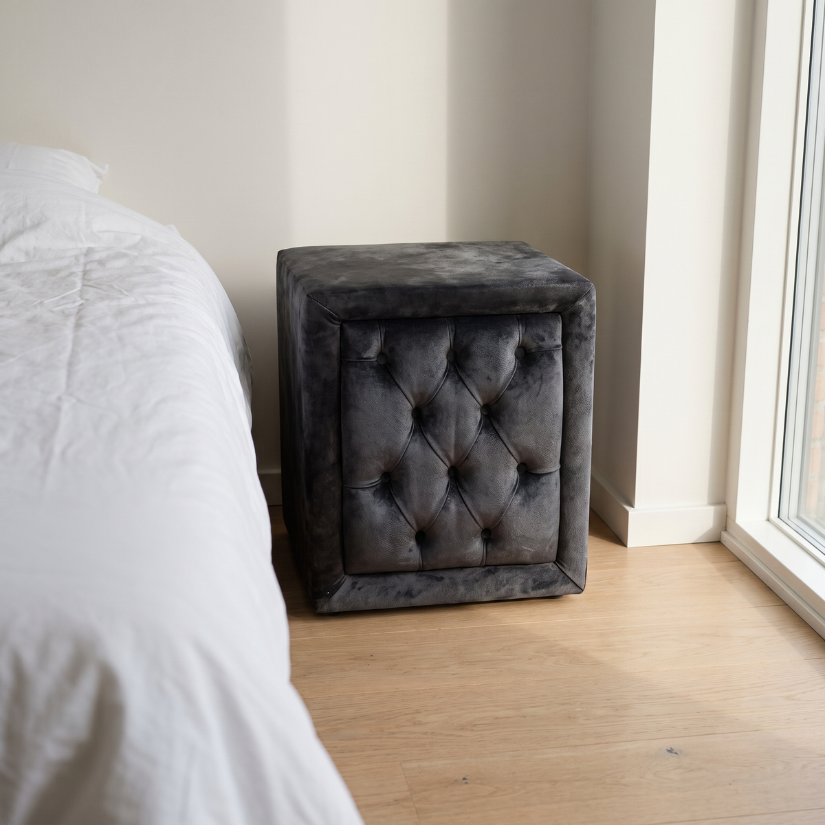 Chesterfield Secret Sengebord
